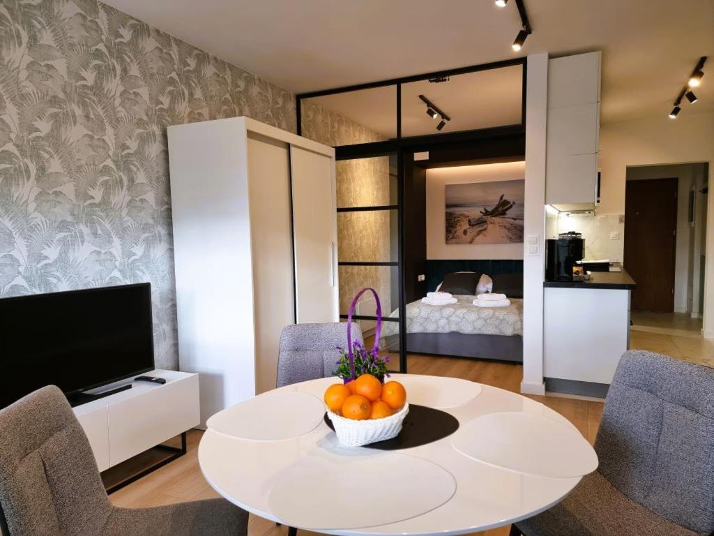 Apartament Szmaragdowa 21 Przy Plazy - Sala Zabaw, Silownia - 365Pam Mielno  Værelse billede